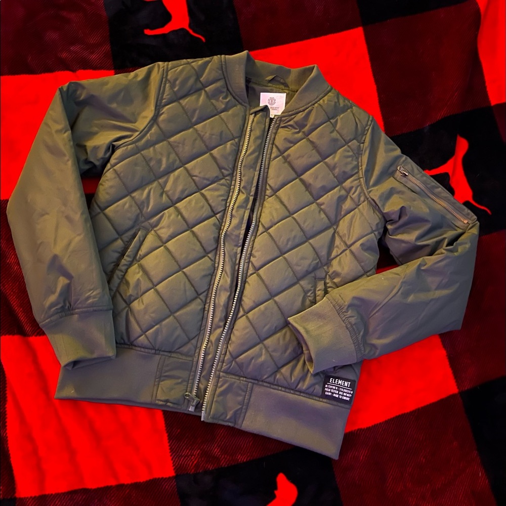 NWOT Adorable Element Bomber Style Green Jacket🌺🌺